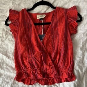 Universal Thread Top